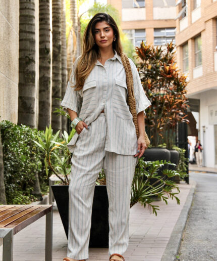 Conjunto Listrado Camisa e Calça