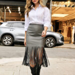 Saia de Couro Pu com franja