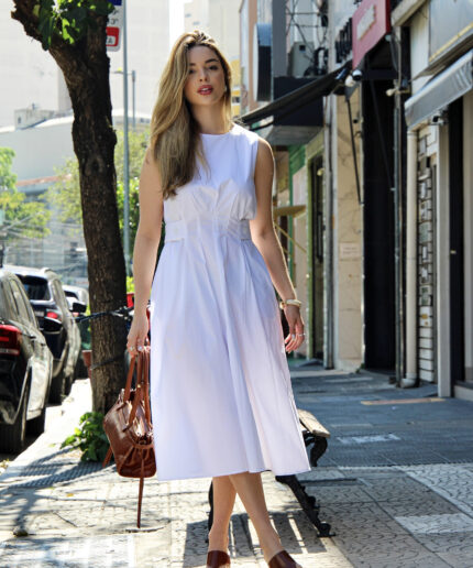 Vestido midi com amarração