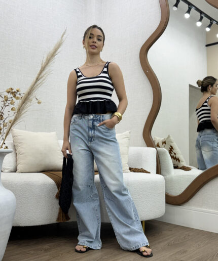 Blusa regata com babado