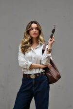 Calça Jeans Detalhe no Bolso - Imagem 3