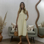 Vestido Midi com fenda