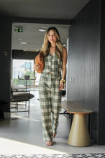 Conjunto Colete e Calça Xadrez