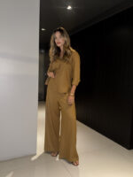 Conjunto Camisa e Calça Pantalona em Linho - Imagem 4