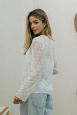 Blusa de renda