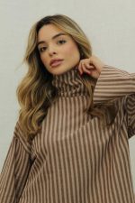 Camisa Listrada com Botões na Manga - Imagem 6