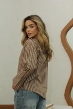 Camisa Listrada com Botões na Manga - Imagem 5